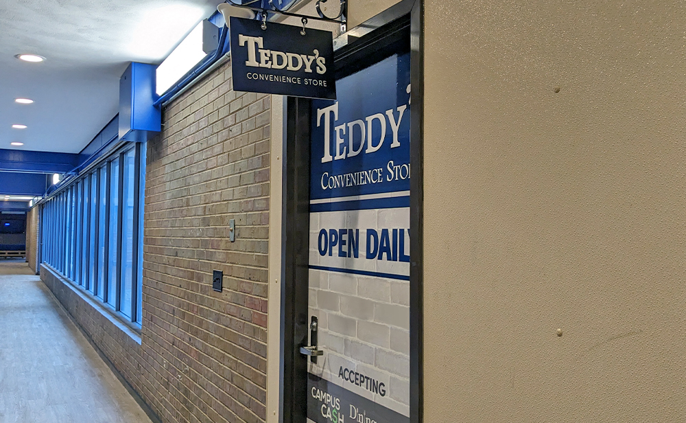 Teddy's entryway door in the hallway of Governors